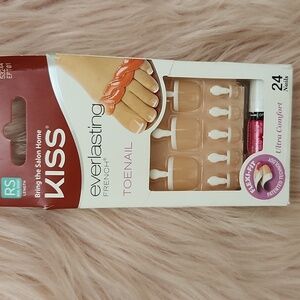 Brand New KISS EVERLASTING FRENCH TOENAIL-RS